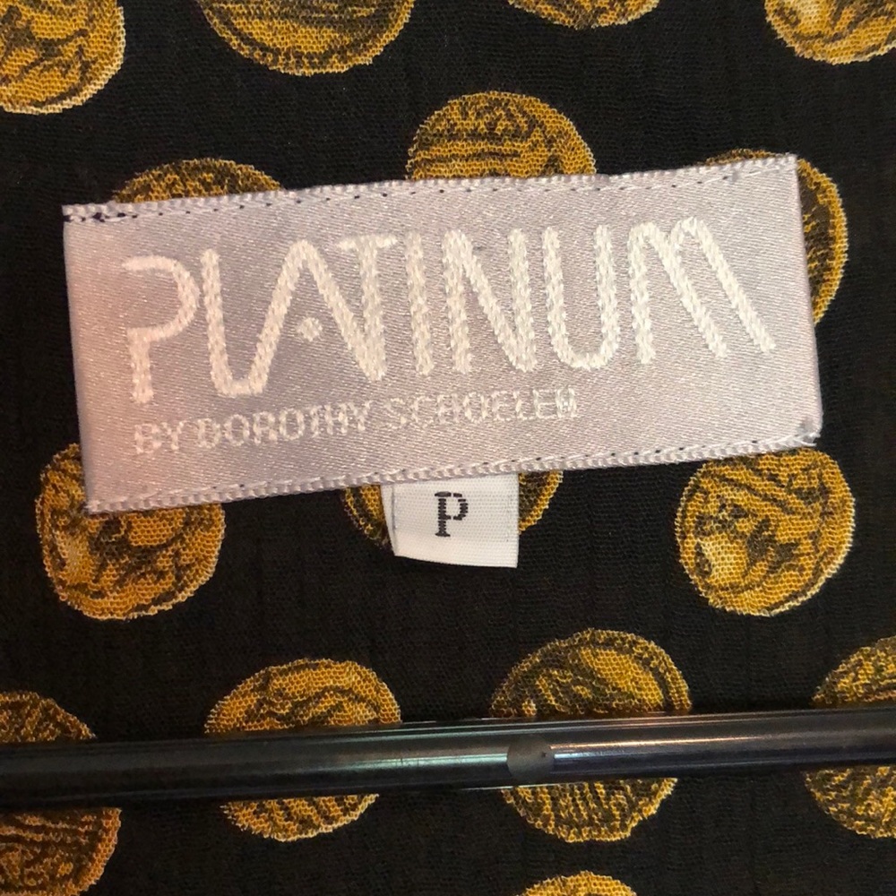 Platinium by Dorothy Schoelen main image 1